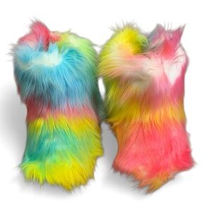 ✨ Rainbow Faux Fur Kids Boots – Never Worn – EU 34 (US Kids 3) ✨